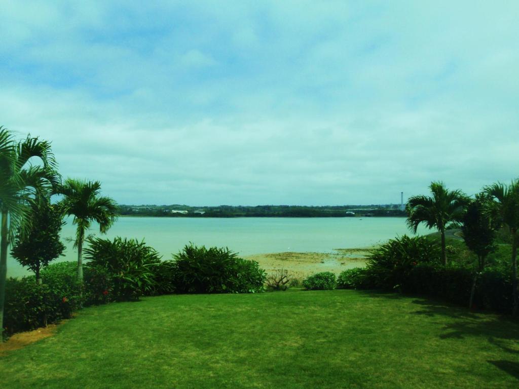 The Green Terrace Aparthotel Miyakojima  ภายนอก รูปภาพ